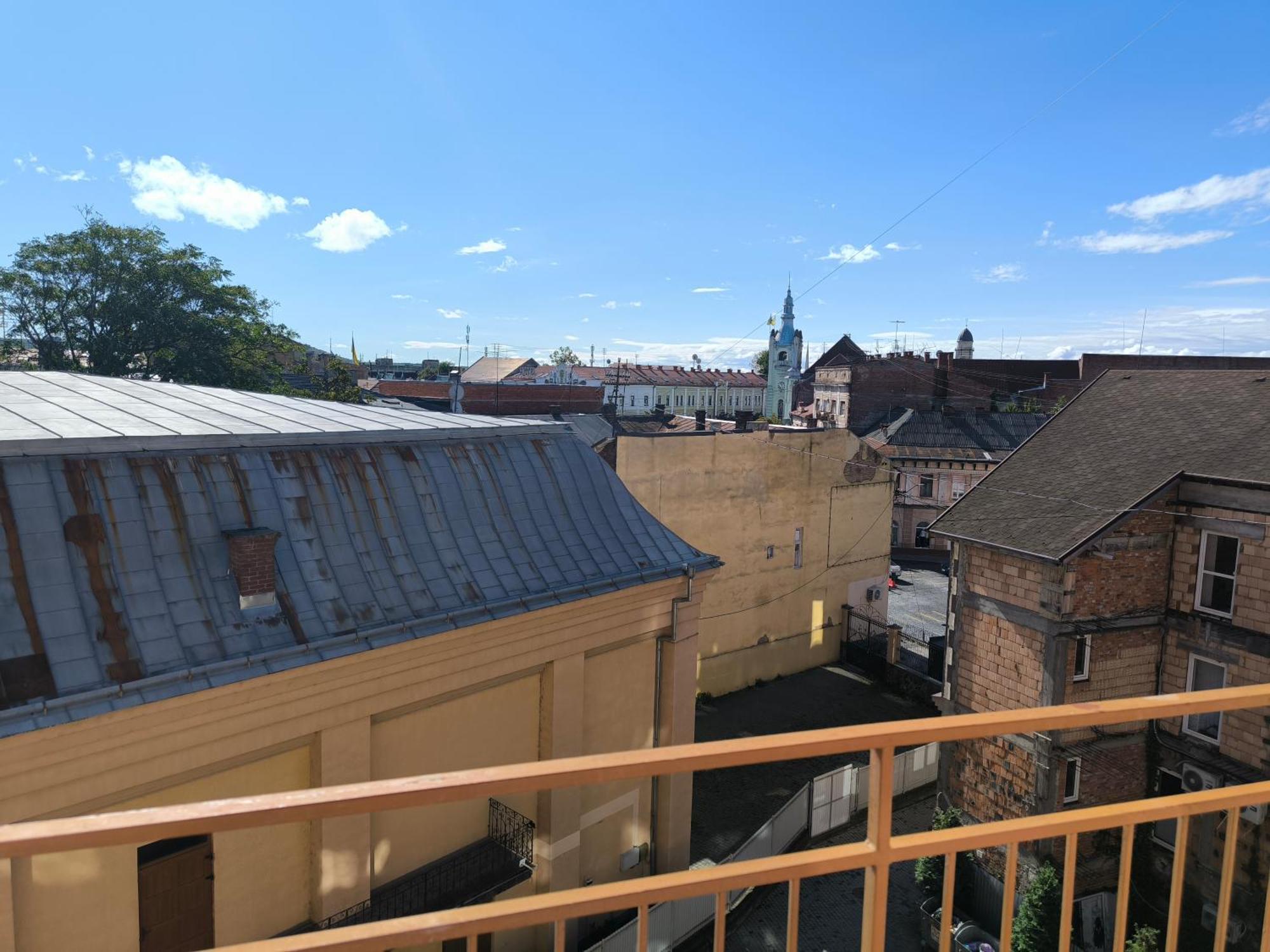 Apartments Domovik Parkaniya, 2A Мукачево Экстерьер фото