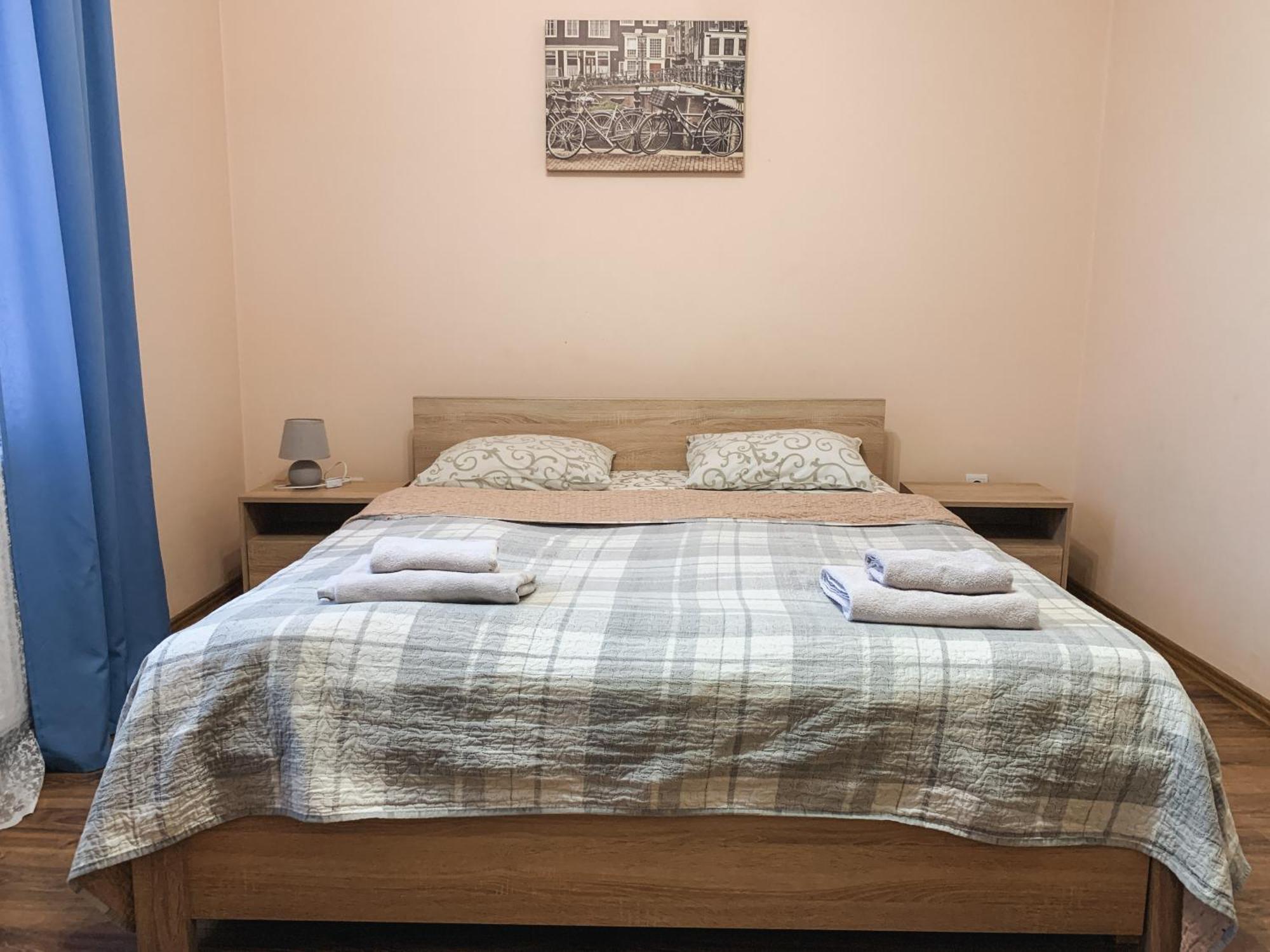 Apartments Domovik Parkaniya, 2A Мукачево Экстерьер фото